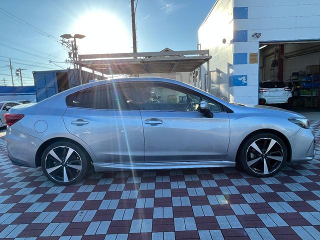 �������x�̃K���X�疌�ŝ����͂������A�㎿�ȃc���E����������B���O����_���J�����؂Ȉ��Ԃ�ی삵�A�F�����E�򉻂�h�~�B�u�e�X�v���b�V���R�[�g�v�A�u�e�v���~�b�T�R�[�g�v���炨�I�т��������܂��B