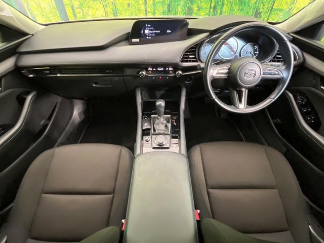 MAZDA3セダン1.8 XD プロアクティブ