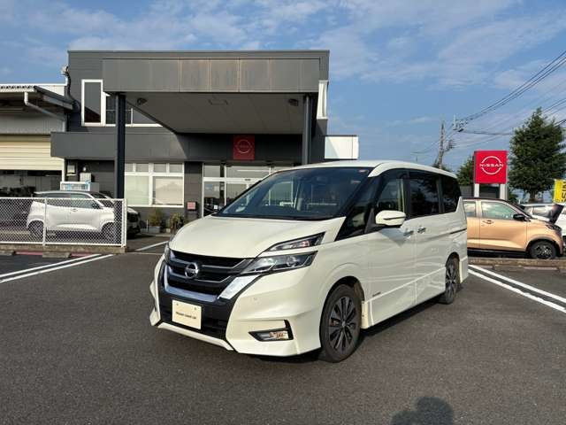 セレナ2.0 ハイウェイスター VセレクションII