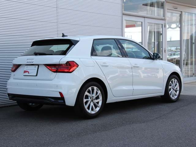 A1スポーツバック25 TFSI アドバンスド