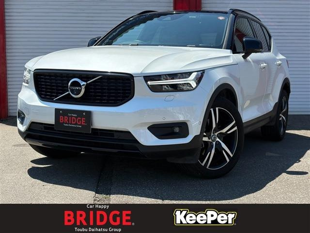 XC40B4 AWD Rデザイン 4WD