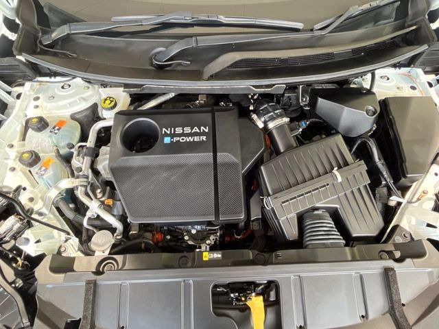 日産 エクストレイル 1.5 G e-4ORCE 4WD 393.0万円 令和5年(2023年