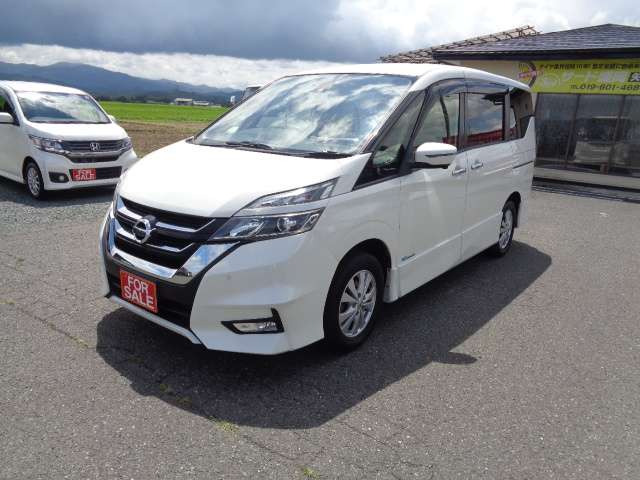 セレナ2.0 ハイウェイスター Vセレクション 4WD