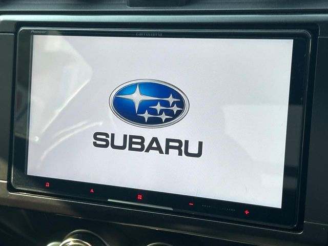 �y�����i�r�z�l�C�̏����i�r�𑕔����Ă���܂��B�i�r�̎g���₷���͂������A�I�[�f�B�I�@�\���[��!�L�����v�◷�s�͂������A�ʋ΂┃�����ȂǕ��i�̃h���C�u���y�����Ȃ�͂���