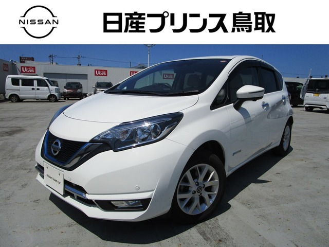 ノート1.2 e-POWER メダリスト FOUR 4WD