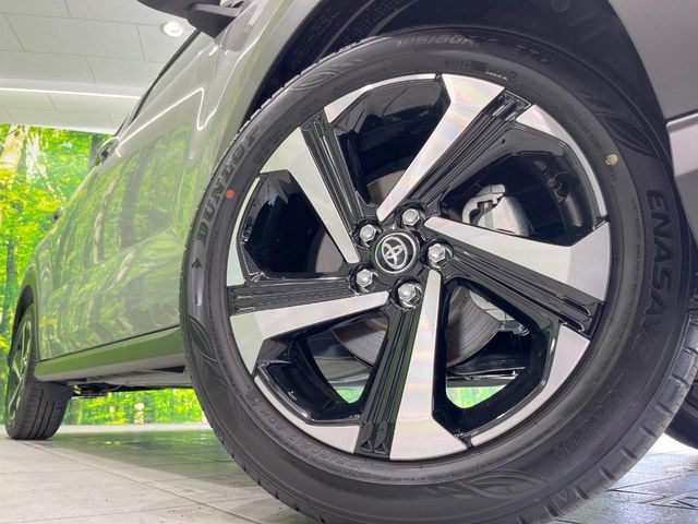 �y����17�C���`�A���~�z�C�[���z�O�ςɃ}�b�`���������A���~�z�C�[���𑕒����Ă���܂��B�e��ЊO�A���~�z�C�[����A�X�^�b�h���X�^�C�����戵�����Ă���܂��B���񂲑��k����������