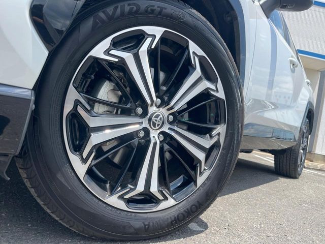 �y����19�C���`�A���~�z�C�[���z�O�ςɃ}�b�`���������A���~�z�C�[���𑕒����Ă���܂��B�e��ЊO�A���~�z�C�[����A�X�^�b�h���X�^�C�����戵�����Ă���܂��B���񂲑��k����������