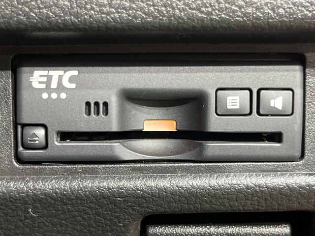 【ETC】高速道路の料金所をストレスなく通過!話題のスポットやサービスエリアに多い「スマートIC」利用時は必須のアイテムです。当店でセットアップを実施、ご納車当日からすぐにご利用いただけます!