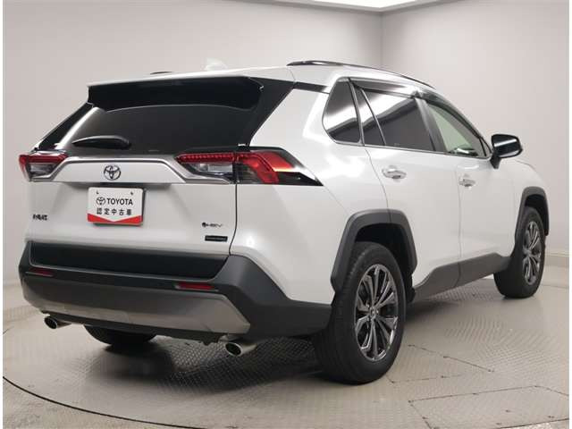 RAV42.5 ハイブリッド G E-Four 4WD