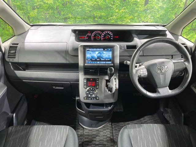 ヴォクシー2.0 ZS 煌II