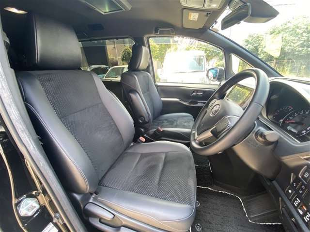 ヴォクシー2.0 ZS 煌III
