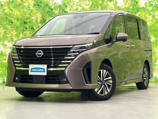 セレナ1.4 e-4ORCE ハイウェイスターV 4WD