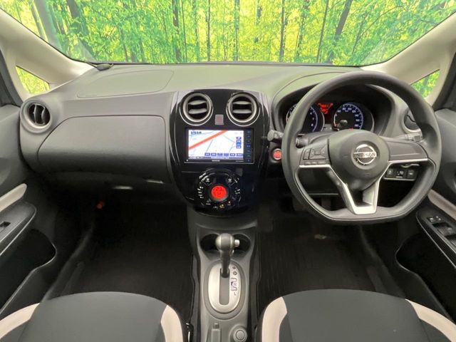 ノート1.2 X FOUR 4WD