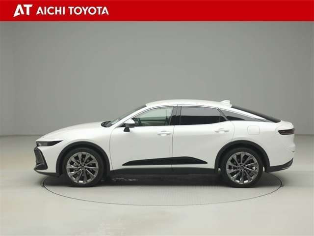 クラウンクロスオーバー2.5 G アドバンスト レザー パッケージ E-Four 4WD