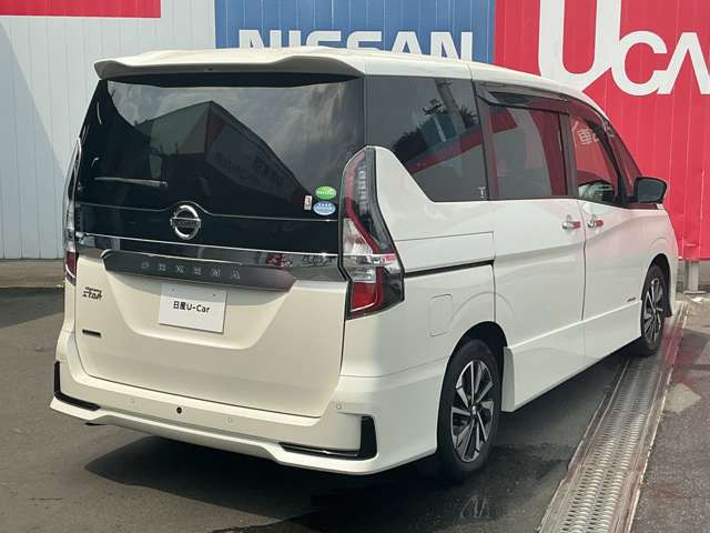 セレナ2.0 ハイウェイスターV