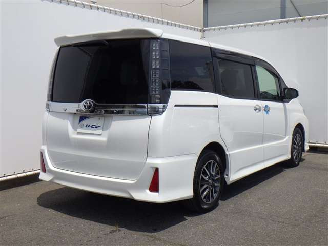 ヴォクシー2.0 ZS 煌
