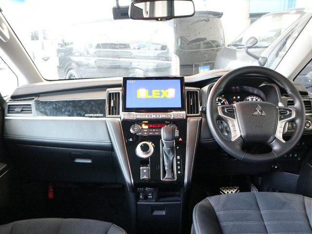 デリカD:52.2 シャモニー 電動サイドステップ 4WD