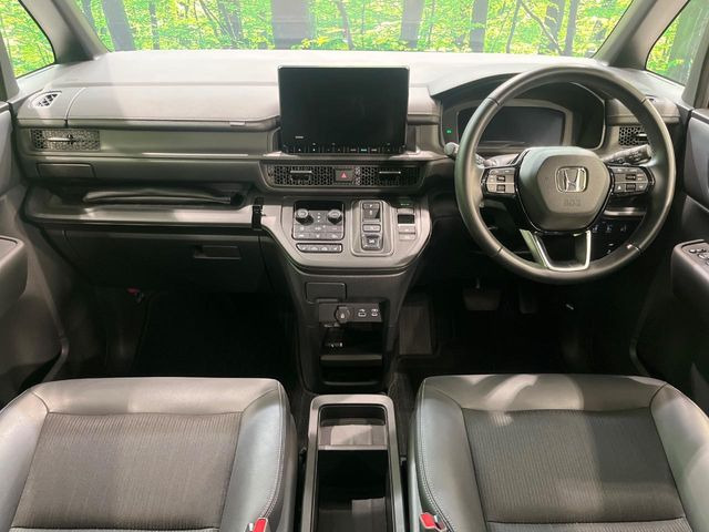 ステップワゴン2.0 e:HEV スパーダ