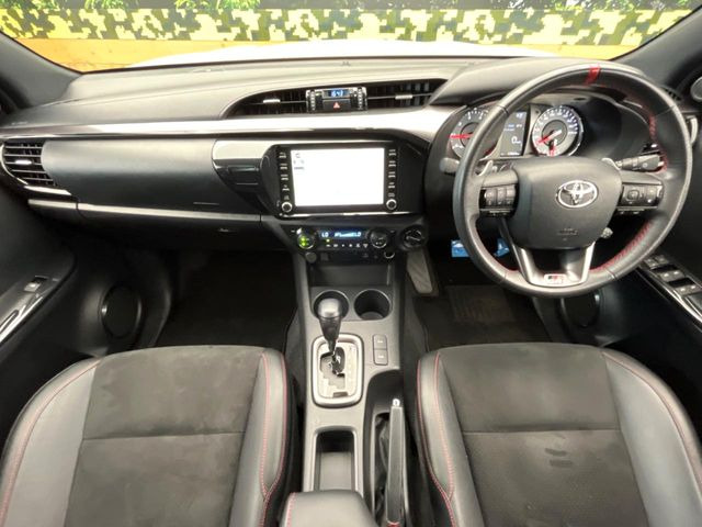 ハイラックス2.4 Z GRスポーツ ディーゼル 4WD