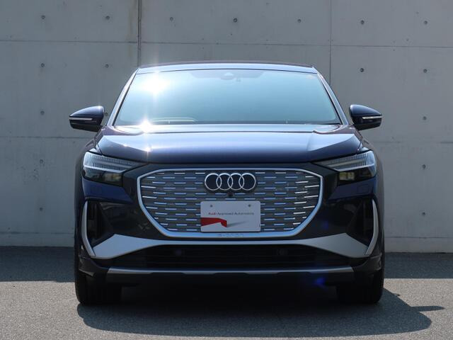 Q4スポーツバックe-tron40 Sライン
