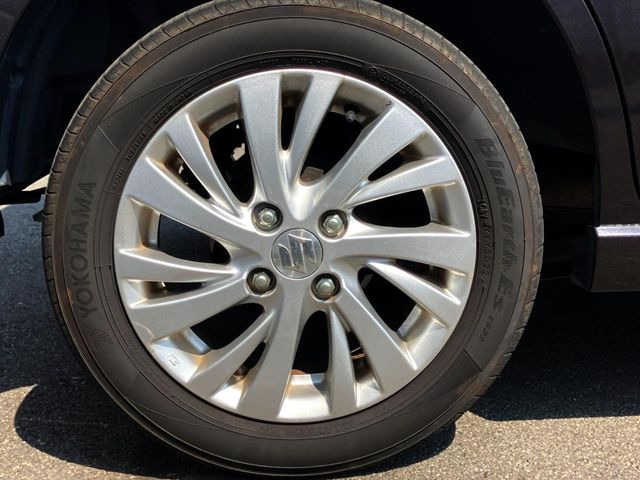�y����14�C���`�A���~�z�C�[���z�O�ςɃ}�b�`���������A���~�z�C�[���𑕒����Ă���܂��B�e��ЊO�A���~�z�C�[����A�X�^�b�h���X�^�C�����戵�����Ă���܂��B���񂲑��k����������