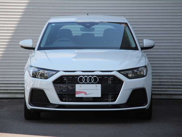 A1スポーツバック25 TFSI アドバンスド