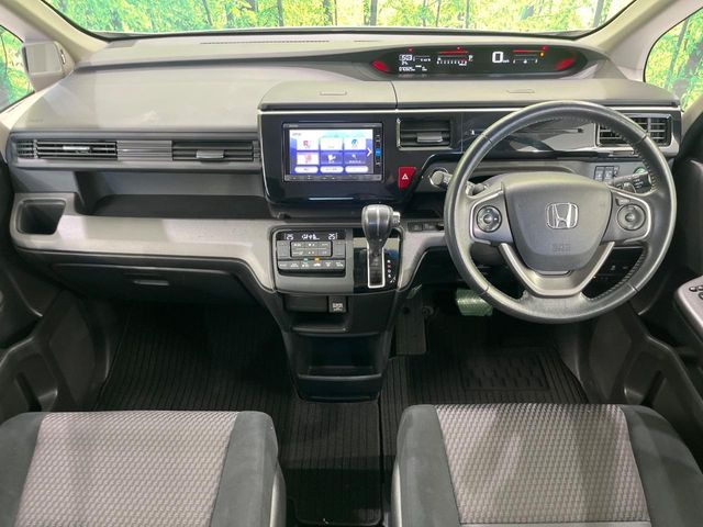 ステップワゴン1.5 スパーダ