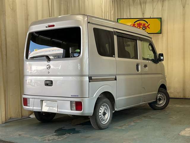 NV100クリッパーDX GLパッケージ ハイルーフ 4WD
