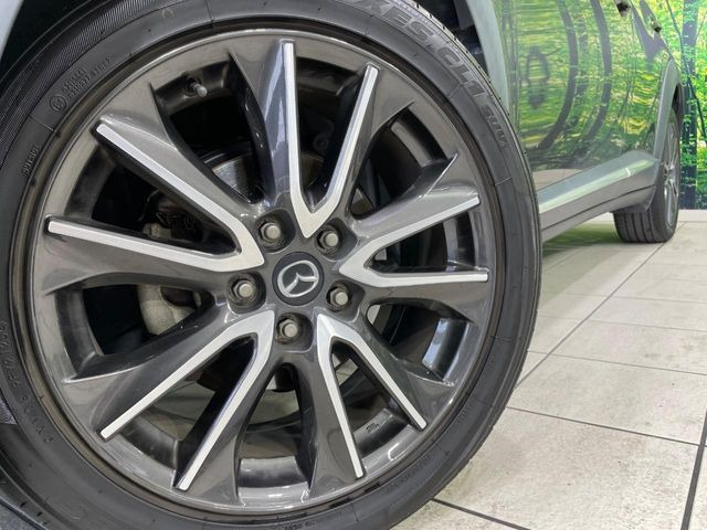 �y����18�C���`�A���~�z�C�[���z�O�ςɃ}�b�`���������A���~�z�C�[���𑕒����Ă���܂��B�e��ЊO�A���~�z�C�[����A�X�^�b�h���X�^�C�����戵�����Ă���܂��B���񂲑��k����������