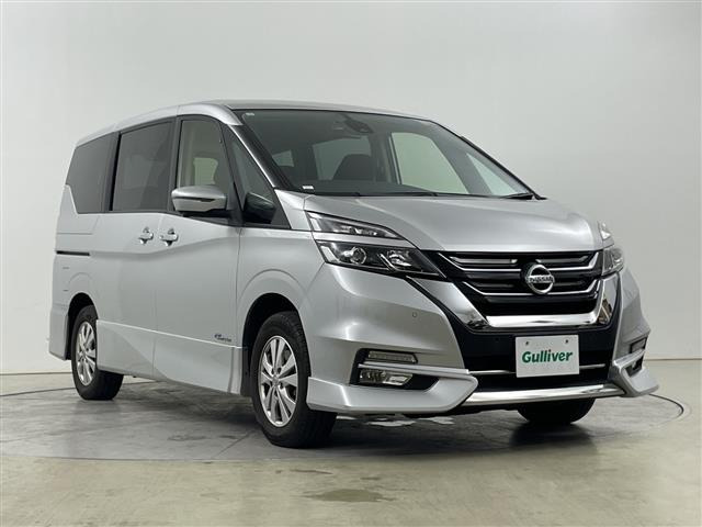 セレナ2.0 ハイウェイスター 4WD
