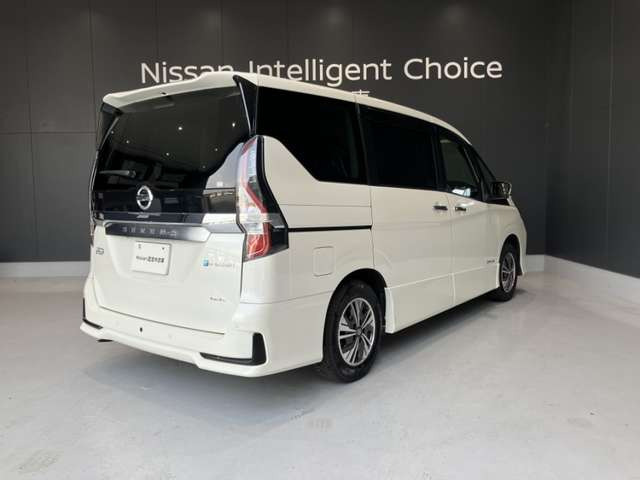 セレナ1.2 e-POWER ハイウェイスターV