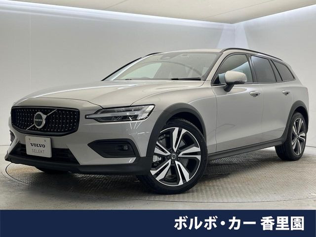V60クロスカントリーアルティメット B5 AWD 4WD