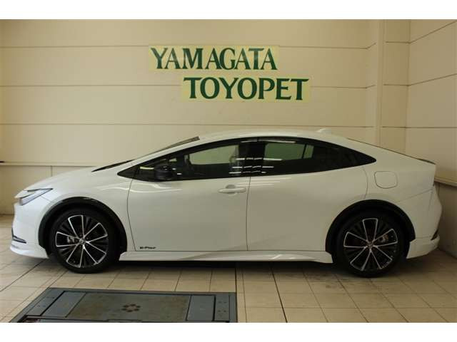 プリウス2.0 Z E-Four 4WD