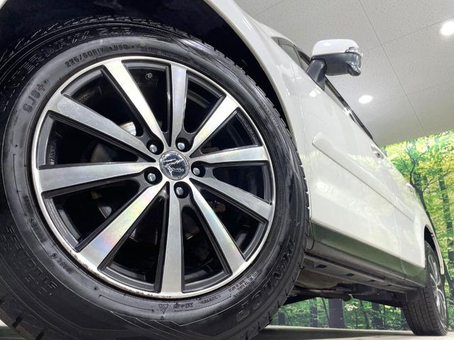 �y17�C���`�A���~�z�C�[���z�O�ςɃ}�b�`�����A���~�z�C�[���𑕒����Ă���܂��B�e��A���~�z�C�[����A�X�^�b�h���X�^�C�����戵�����Ă���܂��B���񂲑��k����������