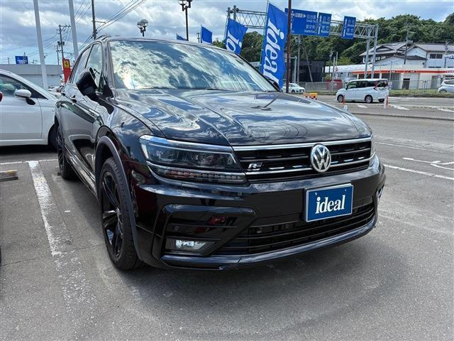 ティグアンTDI 4モーション Rライン ブラックスタイル ディーゼル 4WD