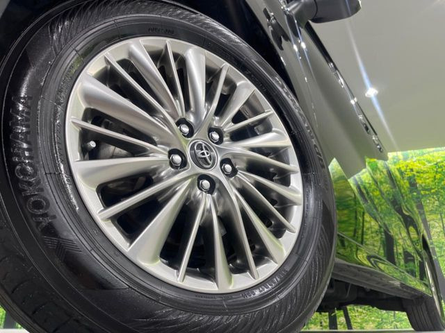 �y����17�C���`�A���~�z�C�[���z�O�ςɃ}�b�`���������A���~�z�C�[���𑕒����Ă���܂��B�e��ЊO�A���~�z�C�[����A�X�^�b�h���X�^�C�����戵�����Ă���܂��B���񂲑��k����������