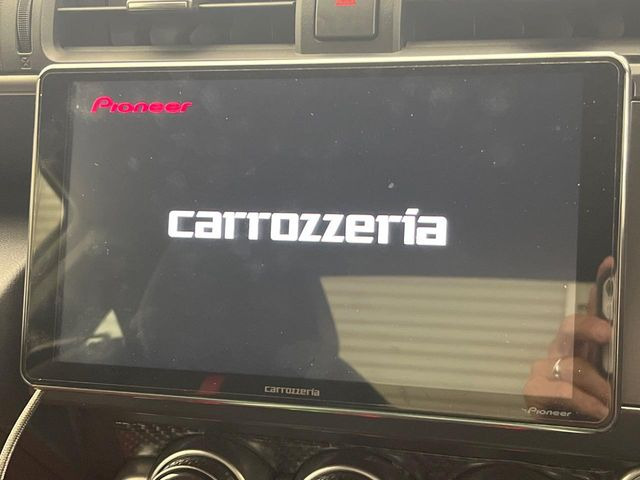�y�f�B�X�v���C�I�[�f�B�I�z�������̃X�}�[�g�t�H���ƘA�g���āA�i�r��bluetooth�ł̉��y�Đ����\�ł���f�U�C���͂�����񑀍쐫���ǍD!�ʓr�i�r�@�\�̎�t�����\�ł���