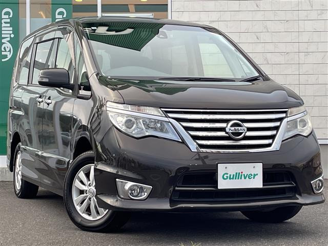 セレナ2.0 ハイウェイスター Vセレクション+Safety 4WD