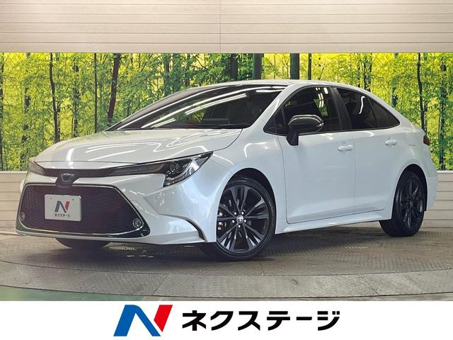 カローラ1.8 ハイブリッド W×B
