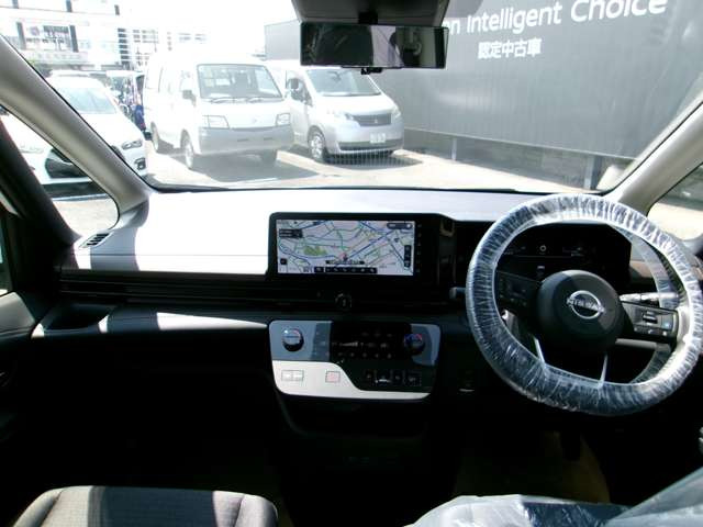 セレナ1.4 e-POWER ハイウェイスターV