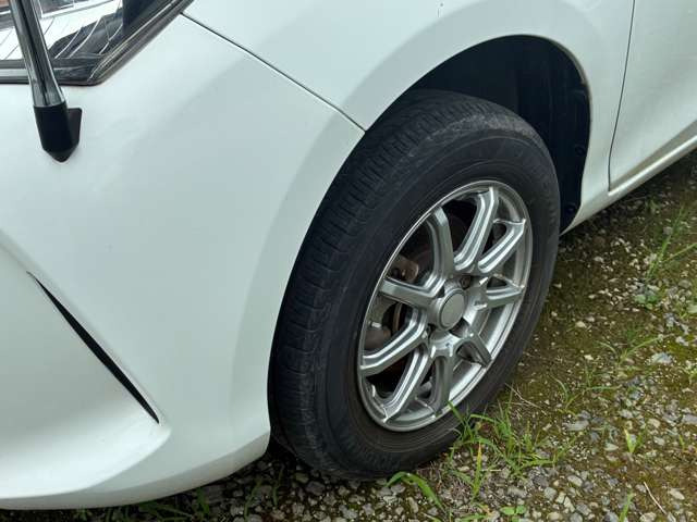 ヴィッツ1.3 F 4WD