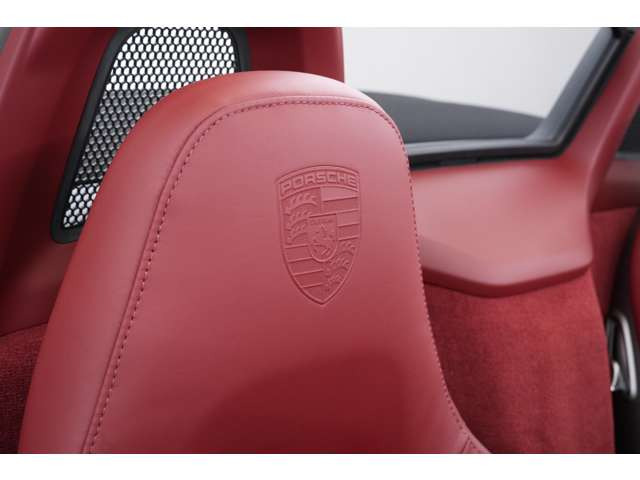 GTS��p�̃X�|�C���[��PASM�Ȃǂ����GT4�قǃn�[�h�������A���i�g�������₷���o�����X�������ł��B���������̕��͐��񂨑��߂ɂ��₢���킹���������܂��B