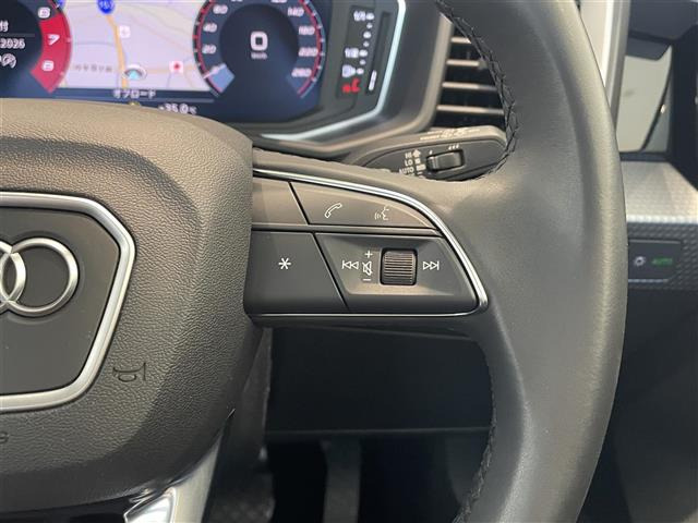 A1スポーツバック25 TFSI アドバンスド