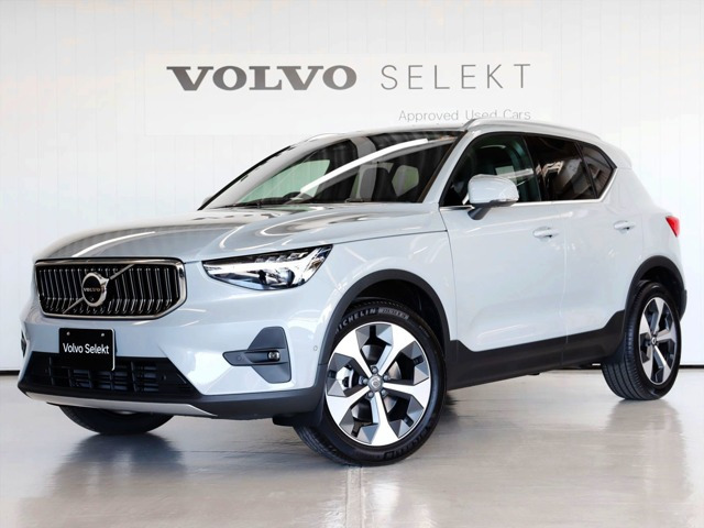 XC40ウルトラ B4 AWD 4WD