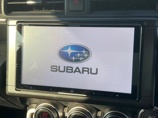 �y����8�^�i�r�z�l�C�̏����i�r�𑕔����Ă���܂��B�i�r�̎g���₷���͂������A�I�[�f�B�I�@�\���[��!�L�����v�◷�s�͂������A�ʋ΂┃�����ȂǕ��i�̃h���C�u���y�����Ȃ�͂���