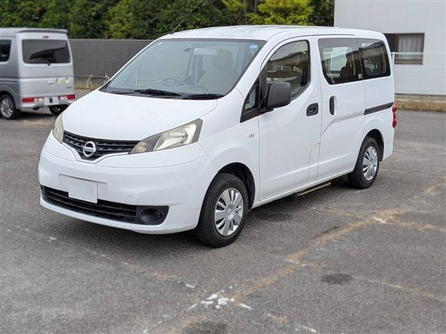 NV200バネットバン1.6 チェアキャブ 車いす1名仕様 専用サードシート無