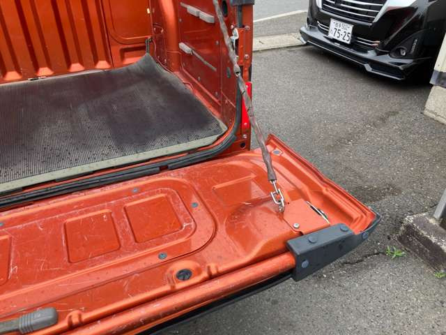 ハイゼットデッキバンG リミテッド 4WD