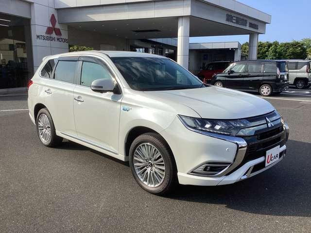 アウトランダーPHEV2.4 G 4WD