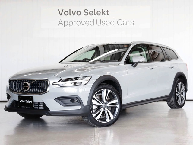 V60クロスカントリーウルトラ B5 AWD 4WD
