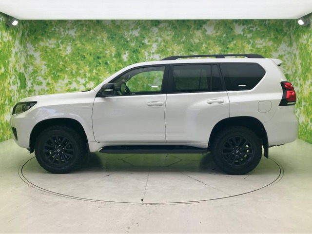 ランドクルーザープラド2.7 TX Lパッケージ マットブラック エディション 4WD